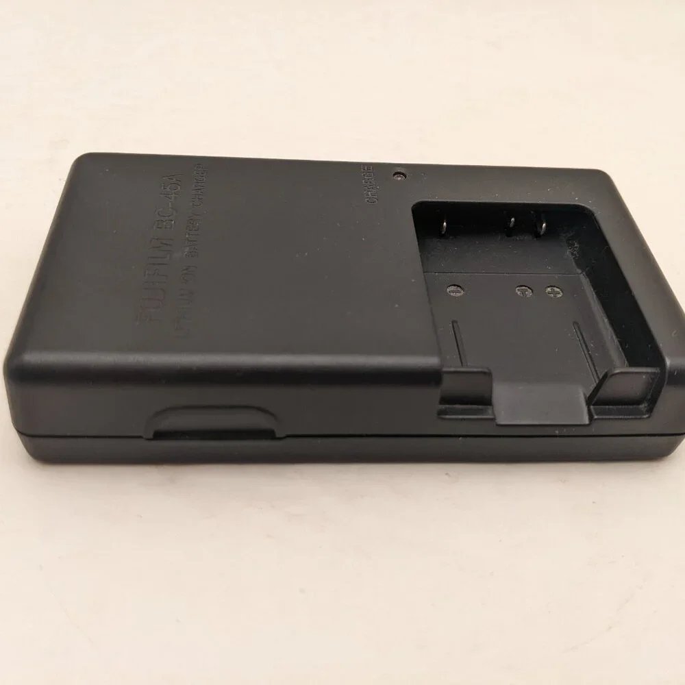 FUJIFILM Class 2 Lithium Ion Battery Charger [ ONLY ] | BC-45A | USED